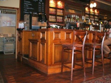 Traditional bar in oak